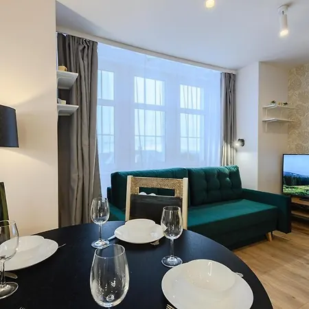 Apartament Otuleni Gorami *